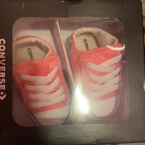Brand new pink converse